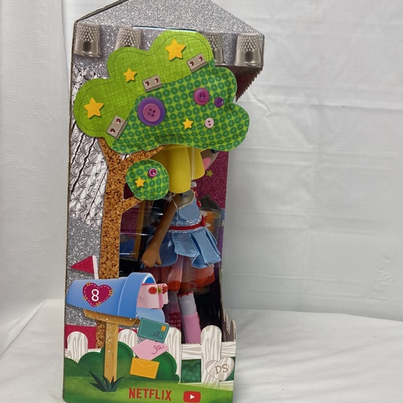 New Lalaloopsy Dot Starlight 12" Doll & Pet Red Bird - Picture 7 of 8